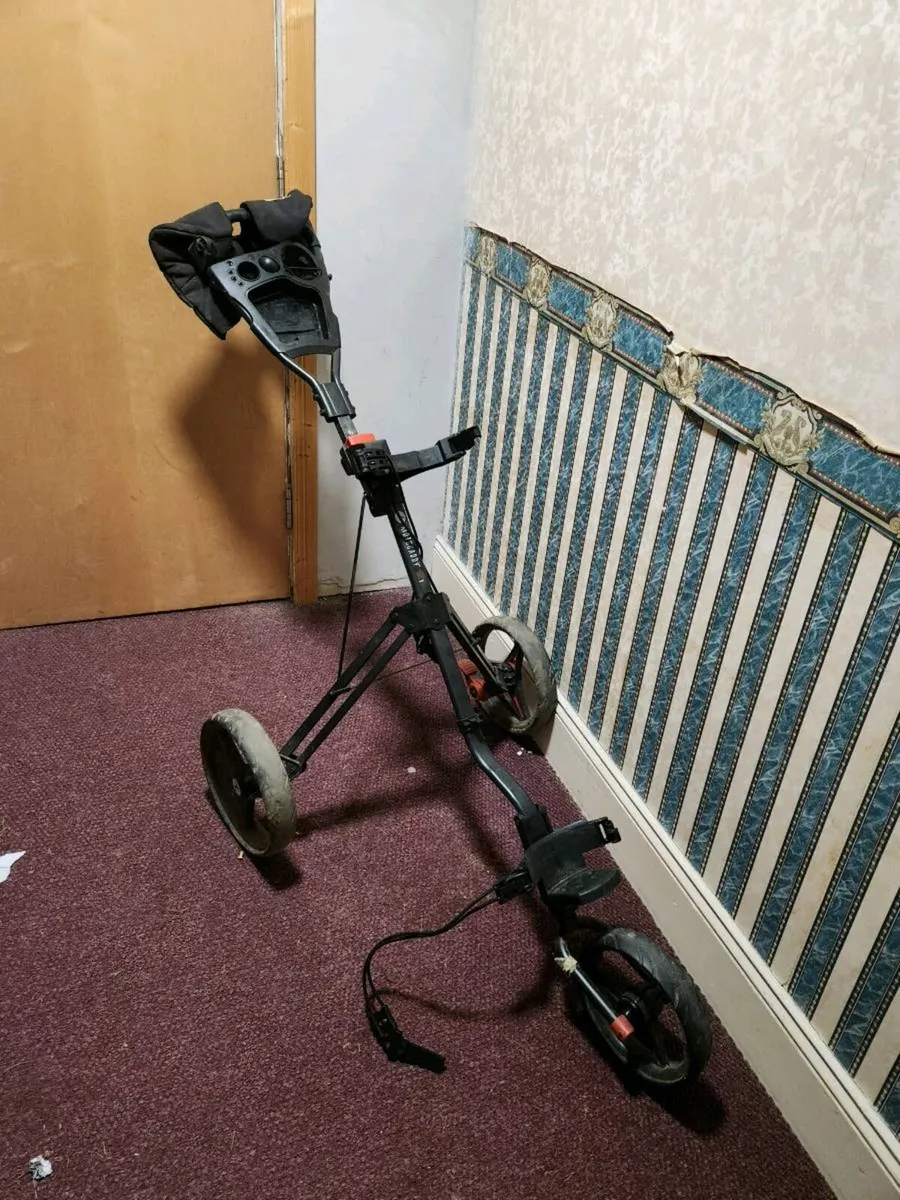 Golf trolleys - Image 3