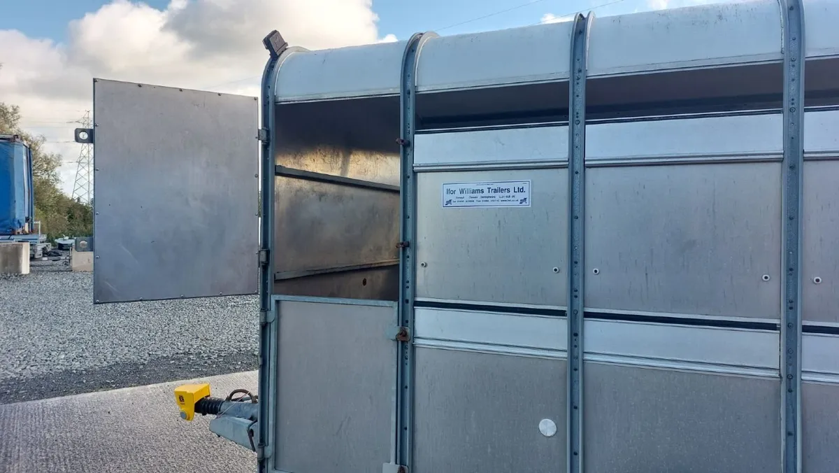 Ifor Williams Livestock Trailer - Image 4
