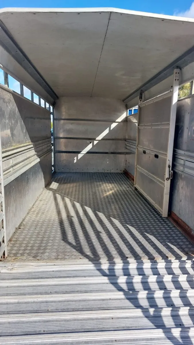 Ifor Williams Livestock Trailer - Image 3