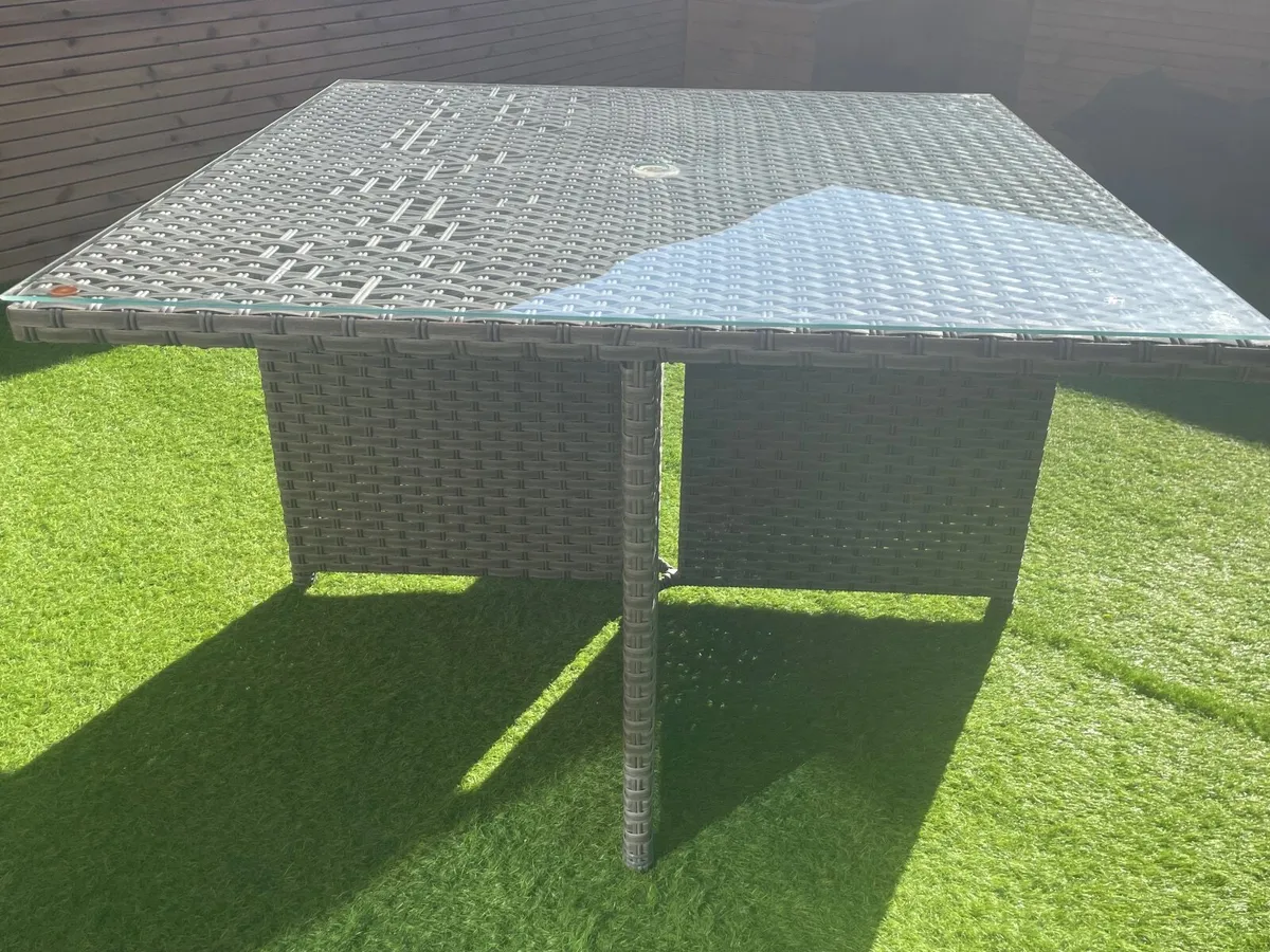 Ratten Garden Table Cube - Image 1