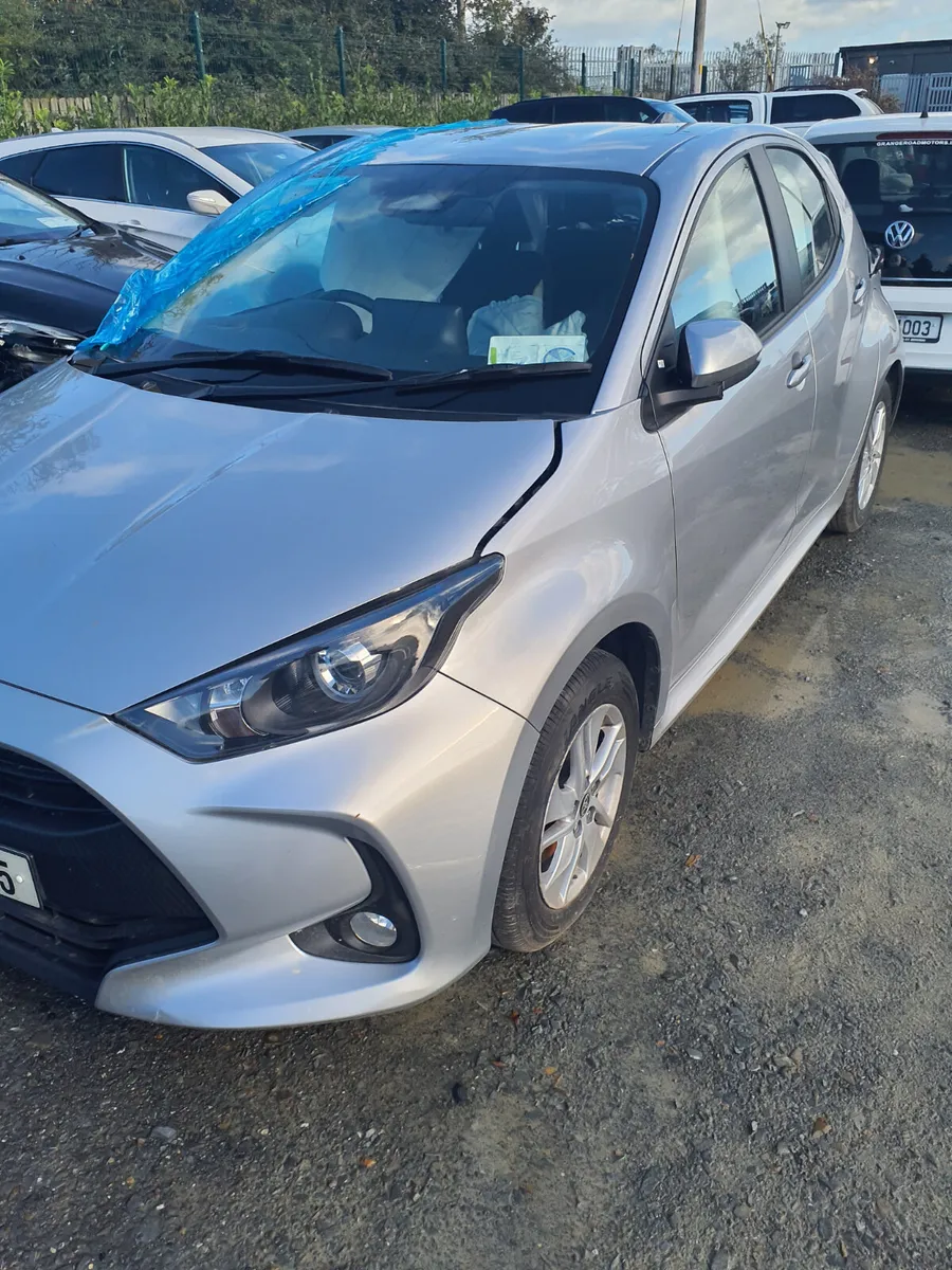 Toyota Yaris 2025 all parts available I  the same - Image 4