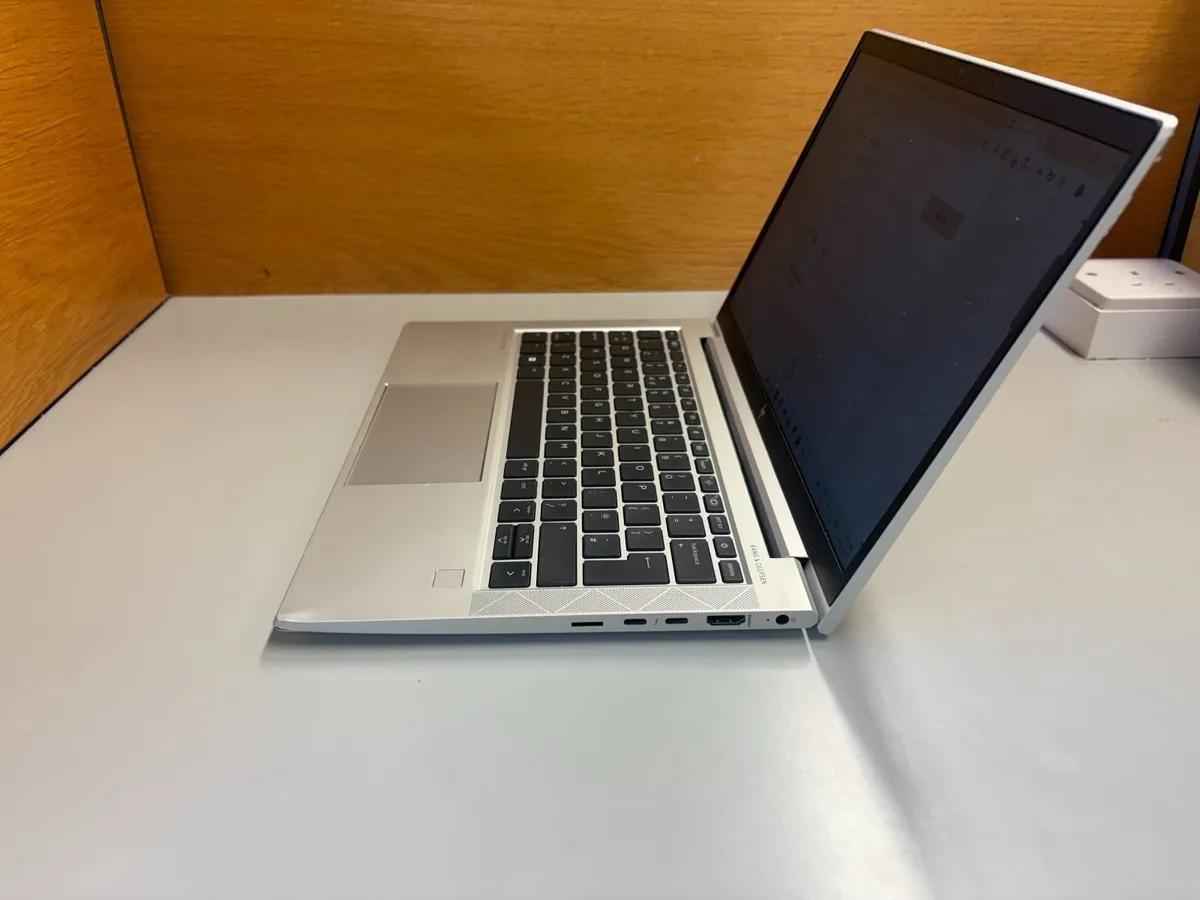 HP EliteBook 830 G8 Notebook | i5-1145G7 - Image 4