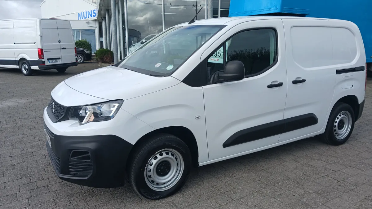 231 PEUGEOT PARTNER HIGH SPEC 100BHP ,A/C, CRUISE - Image 1