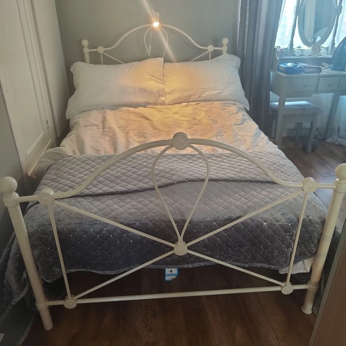 4ft Bed - Image 1