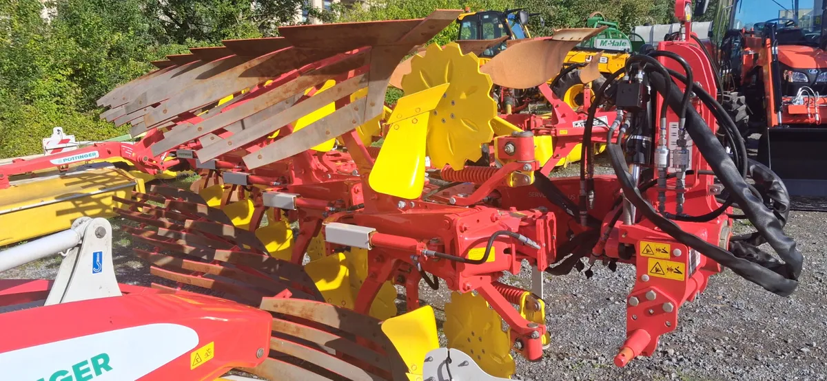 Pottinger  servo 35S plus nova DEMONSTRATOR - Image 3