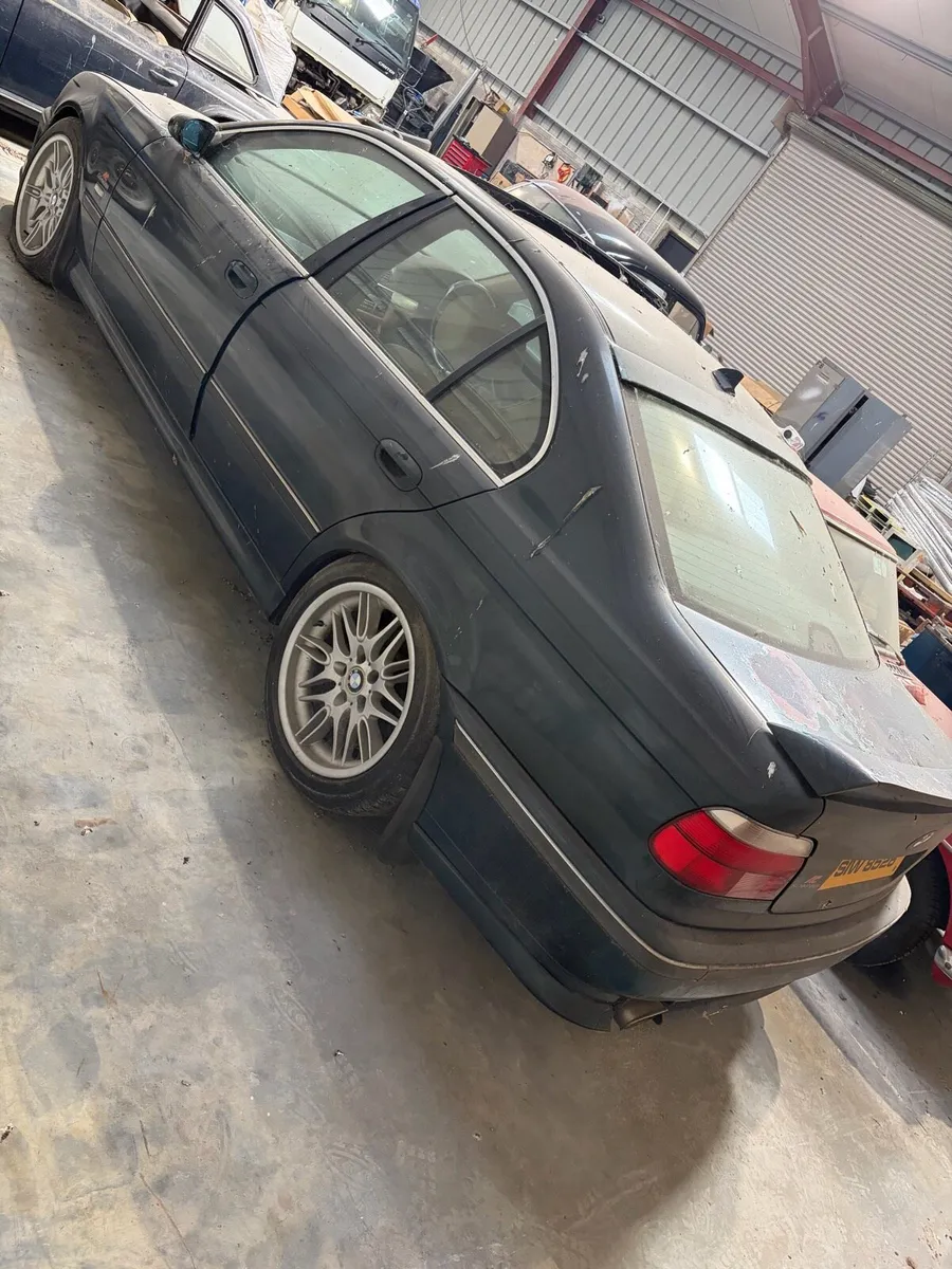 BMW e39 528i - Image 3