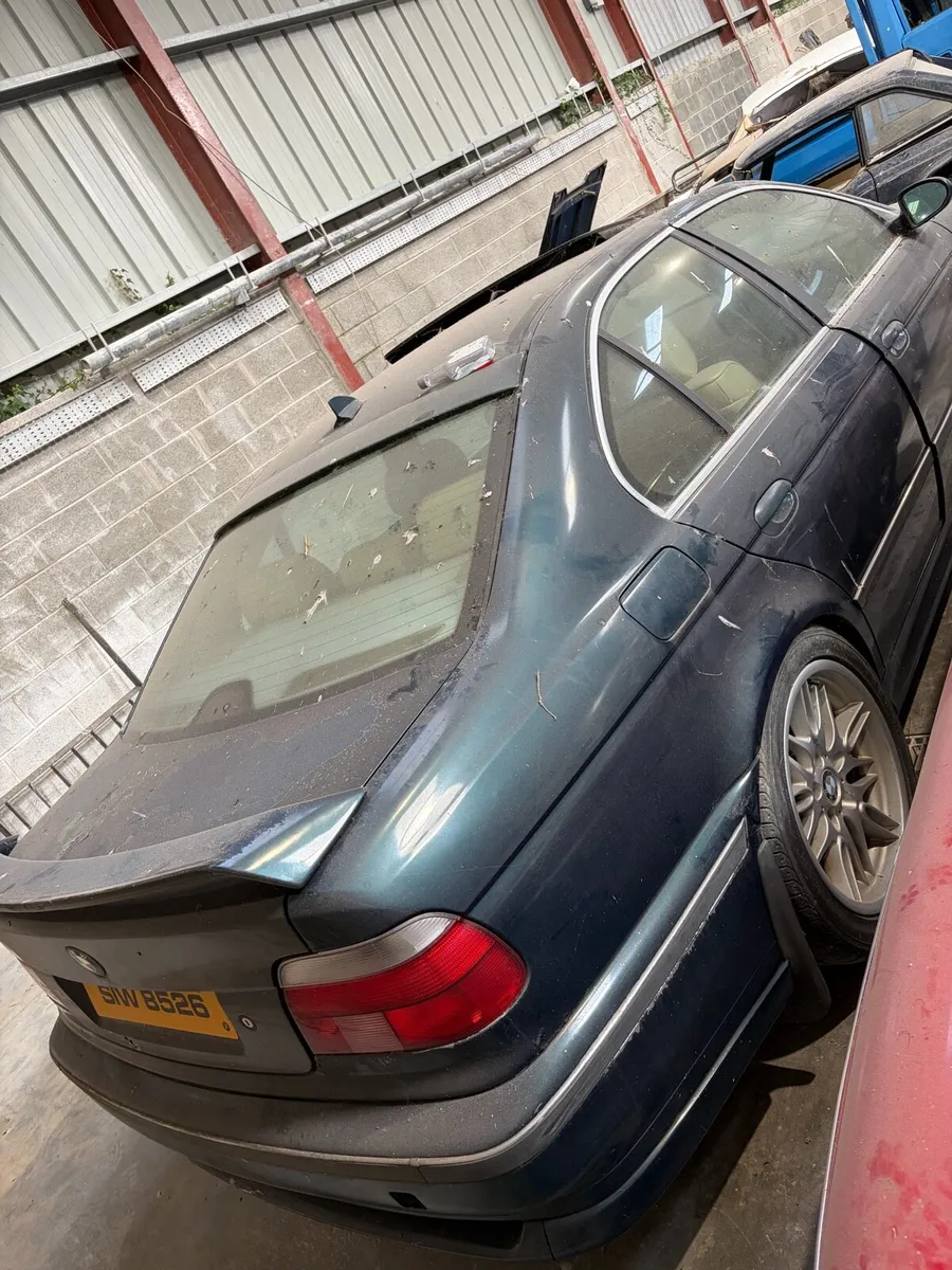 BMW e39 528i - Image 4