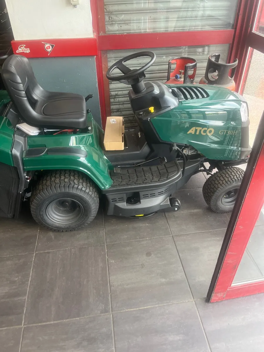 Lawnmowers - Image 4