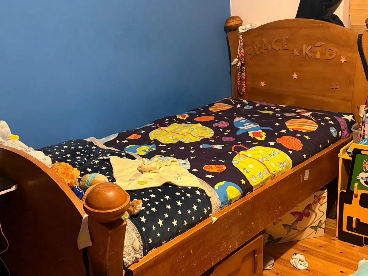 Boys bedroom set - Image 1