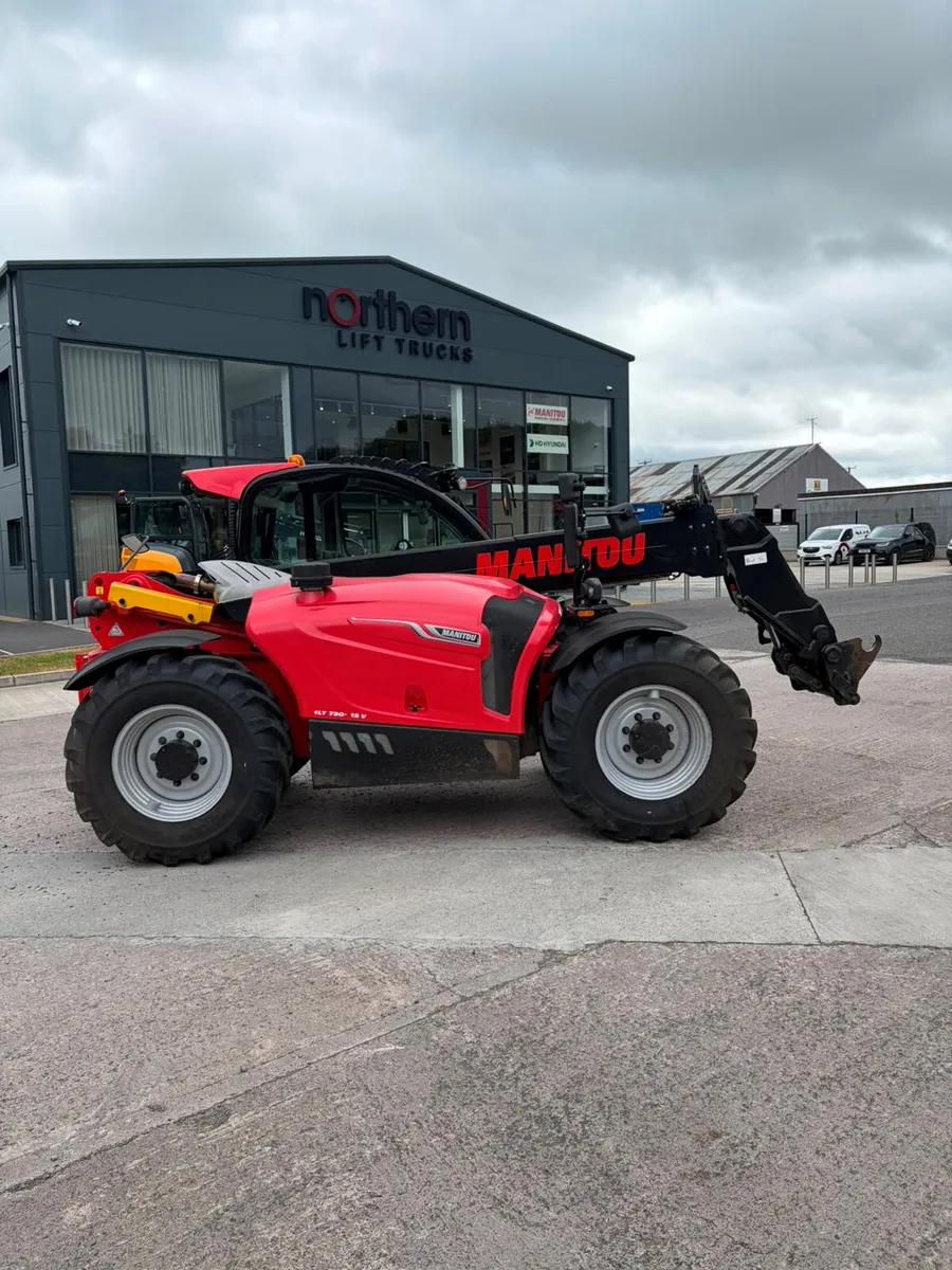 2021 Manitou MLT730-115V Farm Telehandler - Image 4