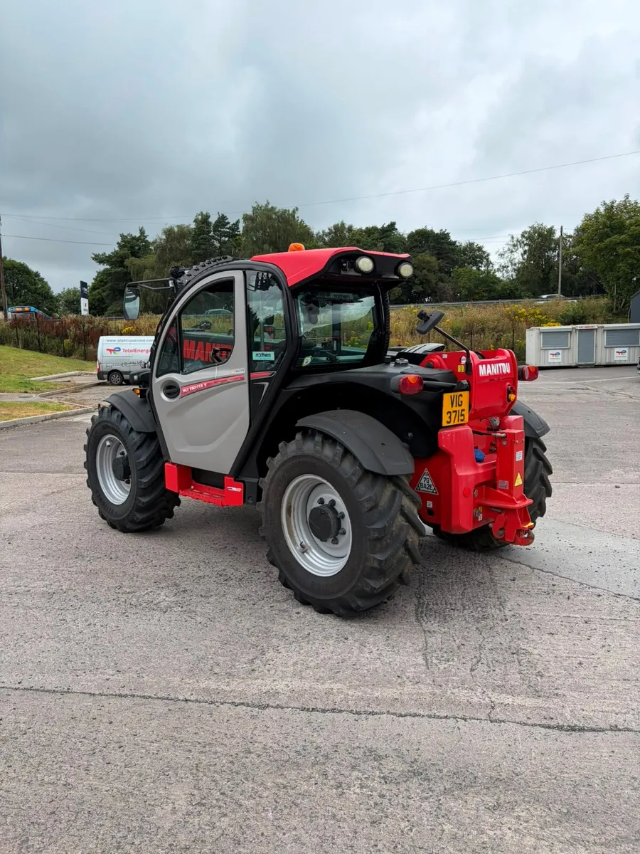 2021 Manitou MLT730-115V Farm Telehandler - Image 2
