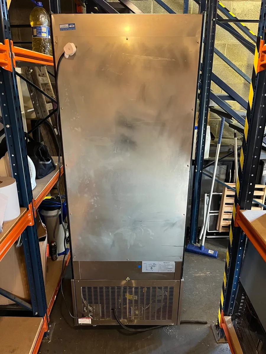 GGM Gastro Commercial Upright Display Fridge 375L - Image 2
