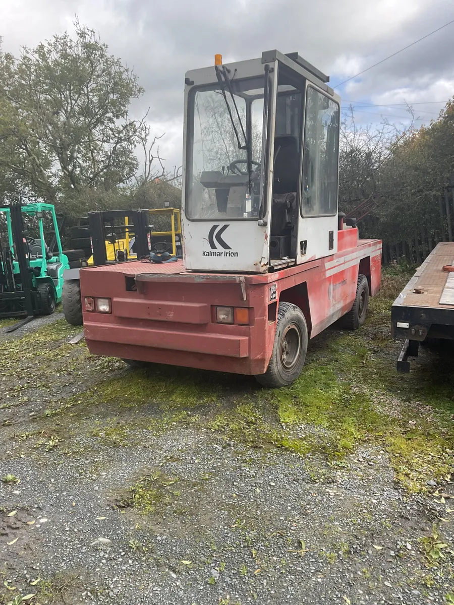 FORKLIFT/SIDELOADER - Image 1