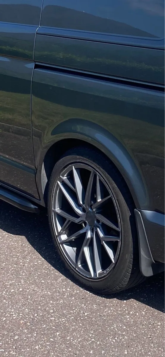 Volkswagen transporter alloys - Image 3