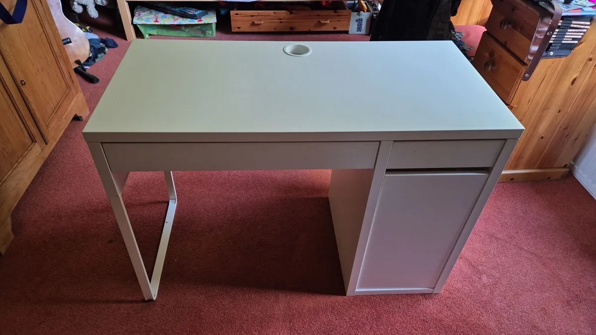 IKEA desk - Image 1