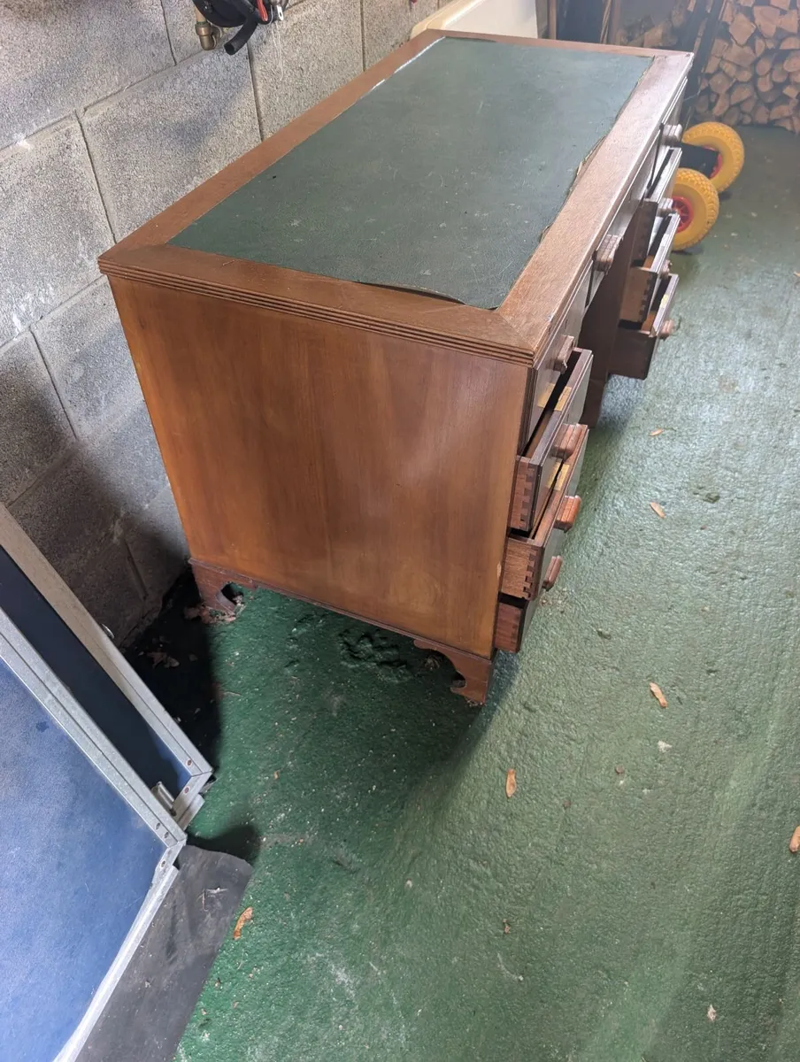 Writing desk - Image 2