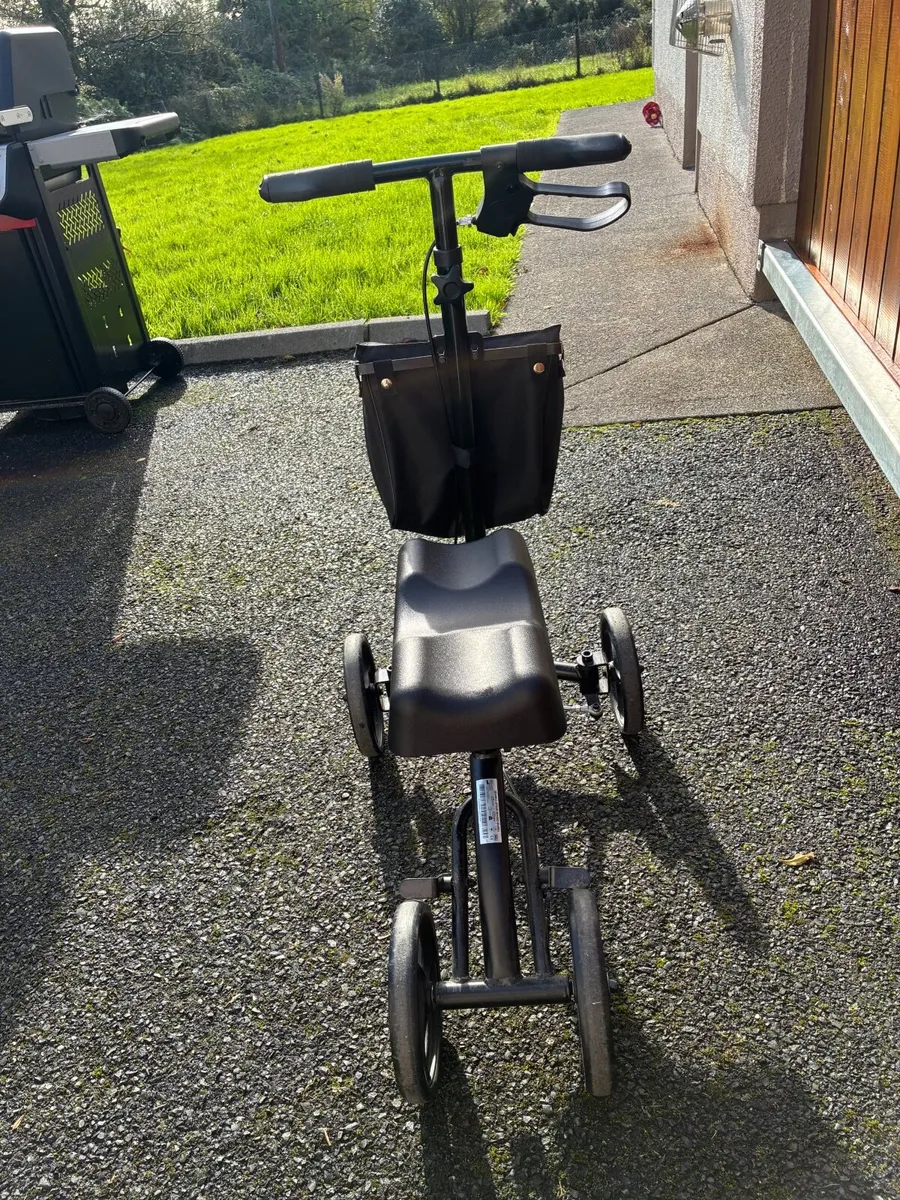 Mobility knee scooter - Image 4