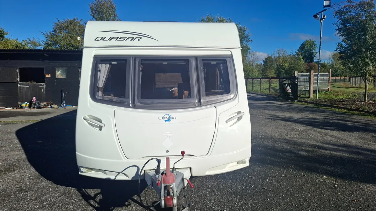 Lunar Quasar 6 Berth Caravan - Image 3