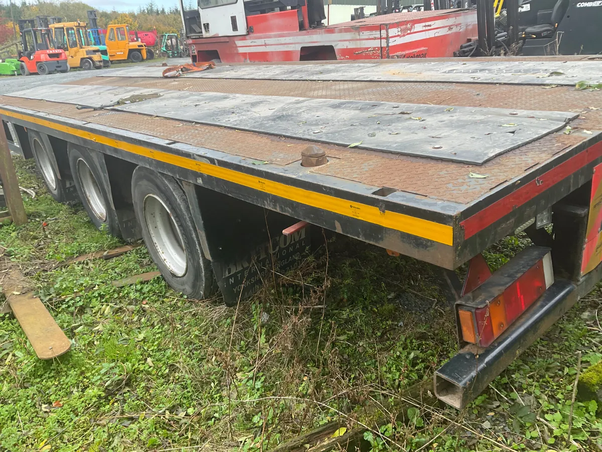 TRAILER - Image 1