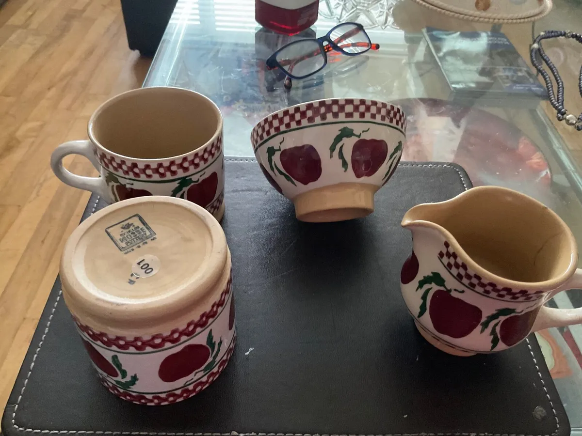 5 pieces of Nicholas Moss pottery - Image 3