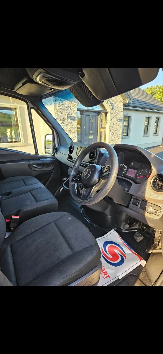 Mercedes-Benz Sprinter 2019 - Image 2