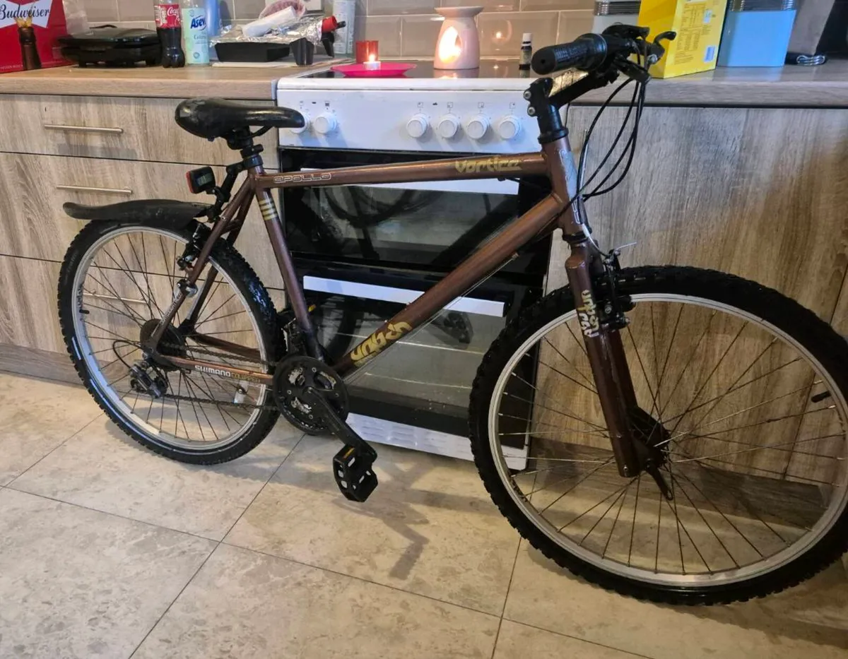 ADULTS APOLLO VORTICE 20” FRAME URBAN BIKE BRAKES - Image 1