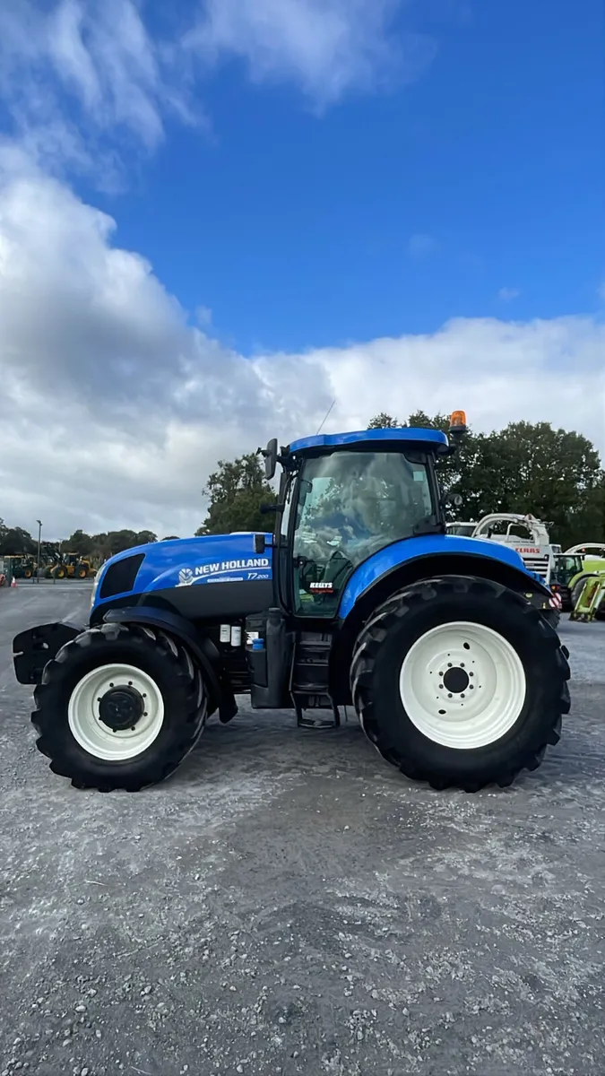 New Holland T7.200 **NO VAT** - Image 4