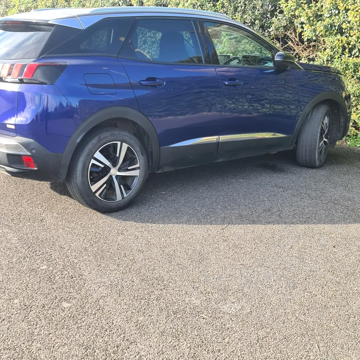 2021 Caddy TDI  &  2019 Peugeot 3008 HDI - Image 4