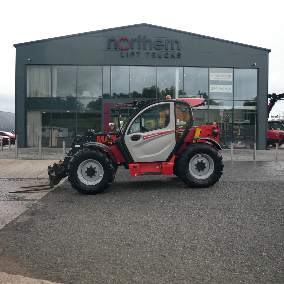 2023 Manitou MLT737-130 PS+ Farm Telehandler - Image 4