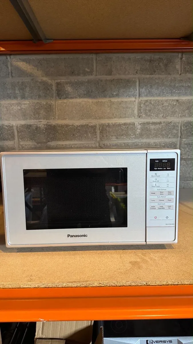 Microwave - Image 1