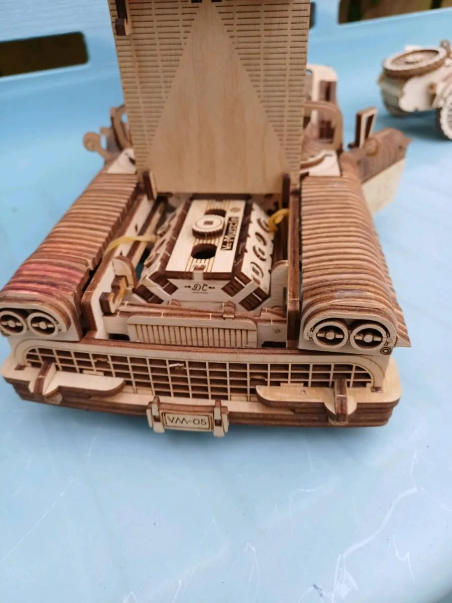 Ugears Dream Cabriolet Mechanical 3D Car - Image 4