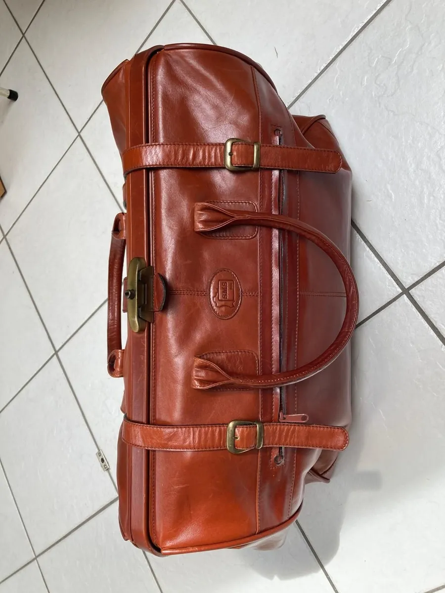 Genuine Leather Large Brown Holdall - Image 3