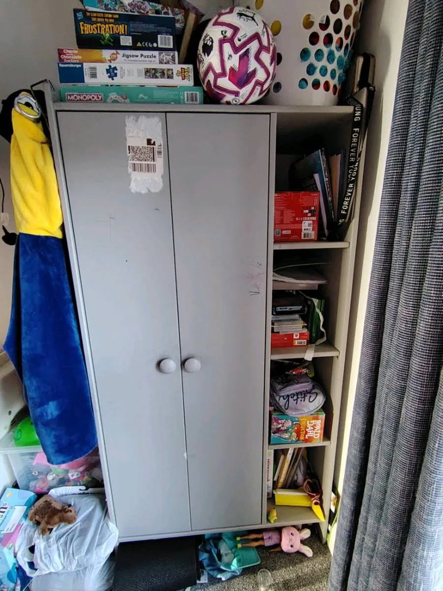 Kids Wardrobe - Image 1