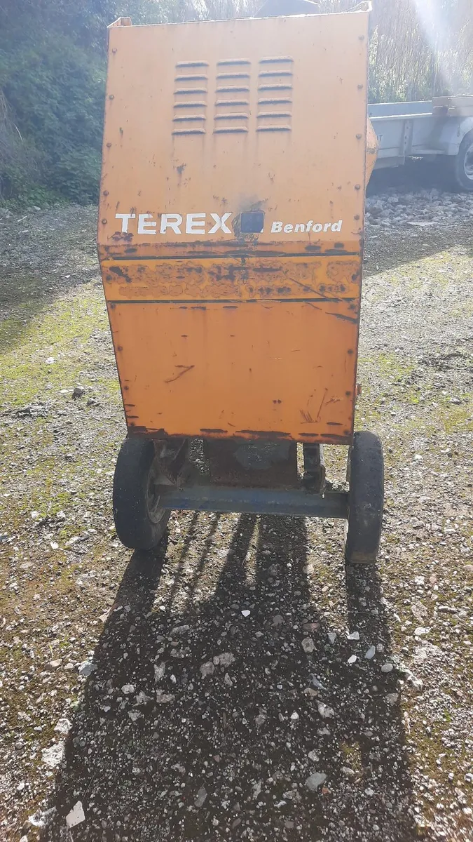 Diesel 4 barrow mixer- excellent condition - Image 2
