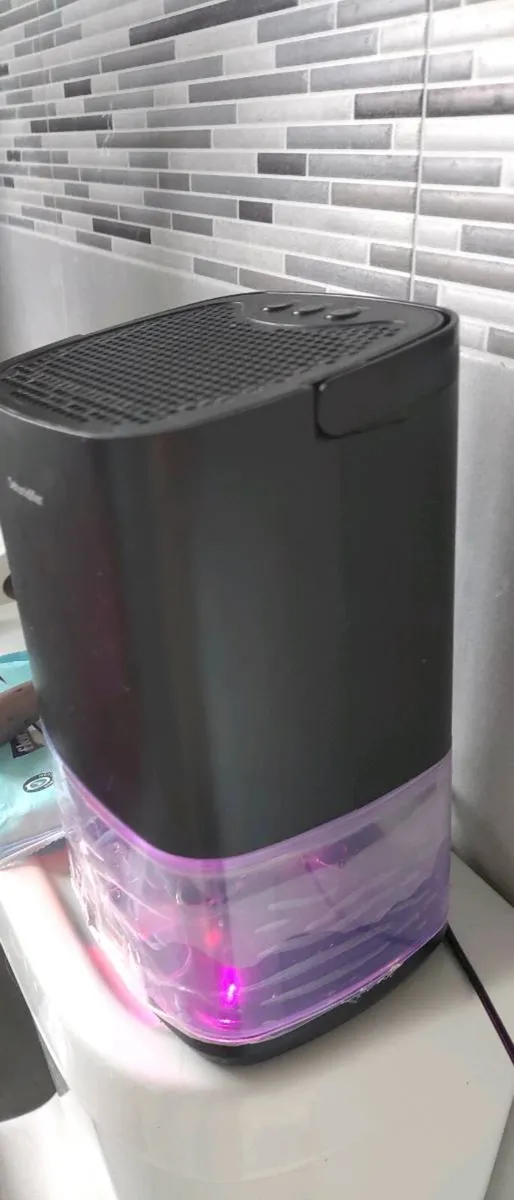 Small portable dehumidifier - Image 4