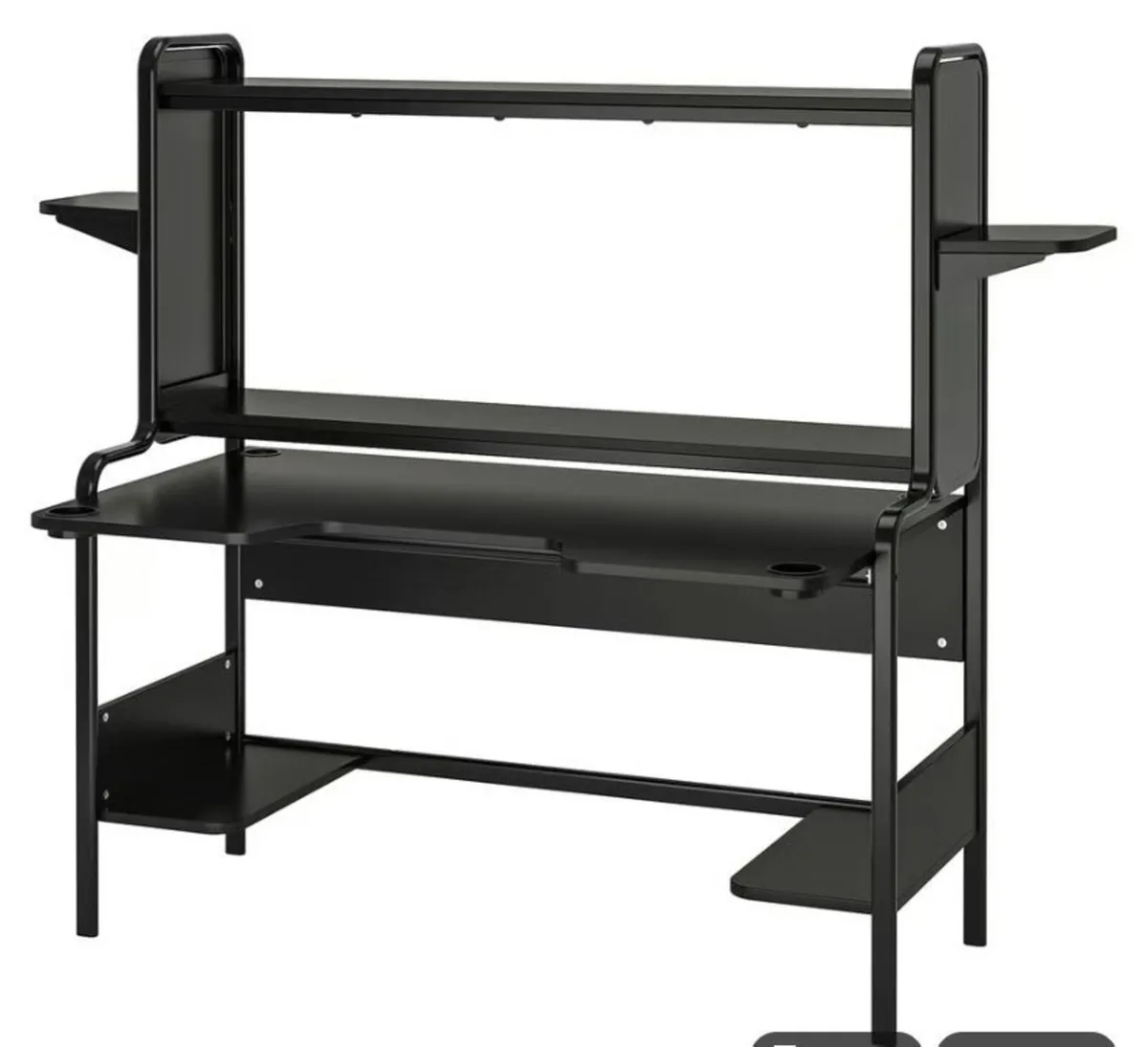 Desk for Gaming - Image 1