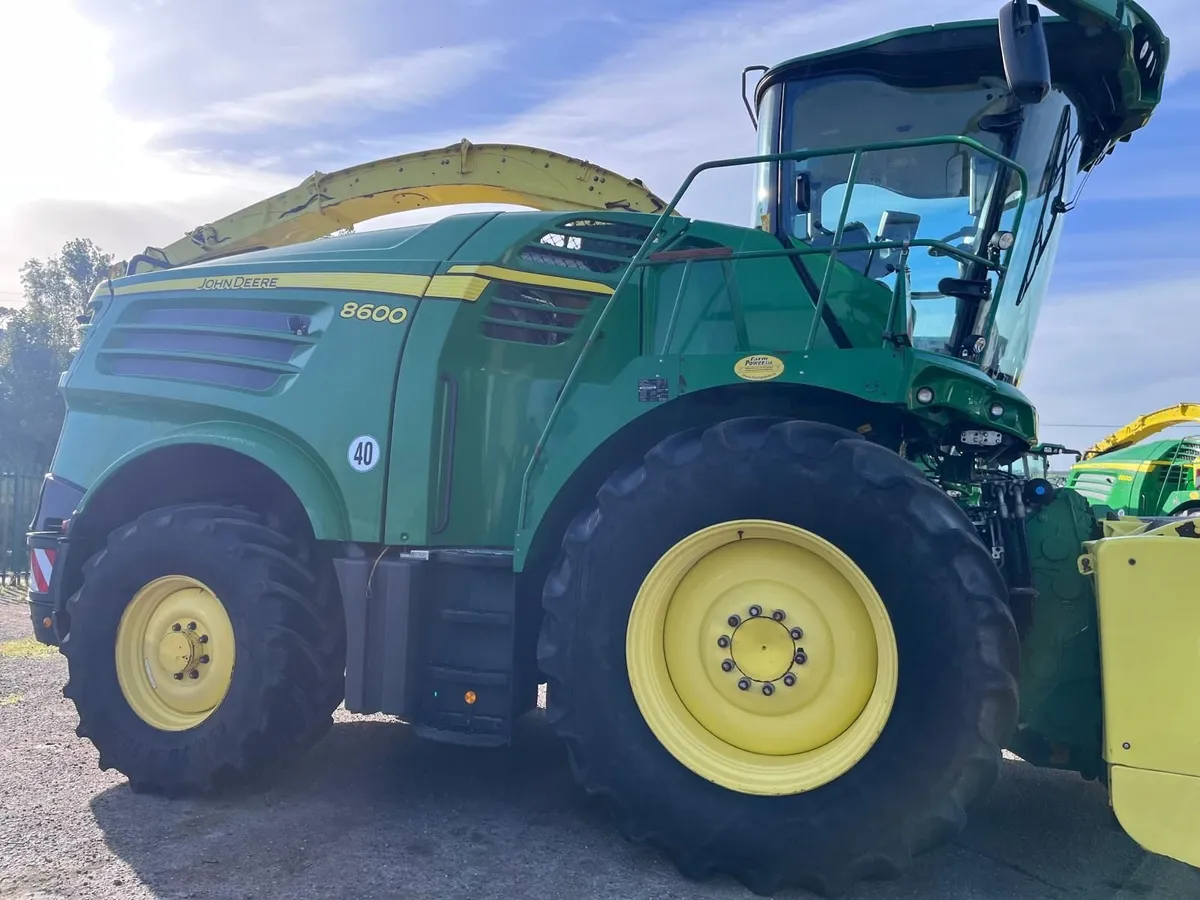 John Deere 8600 SPFH - Image 1