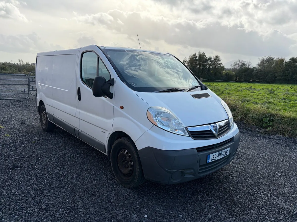 2013 Vauxhall Vivaro, new CVRT Doe , Tax March 27 - Image 2