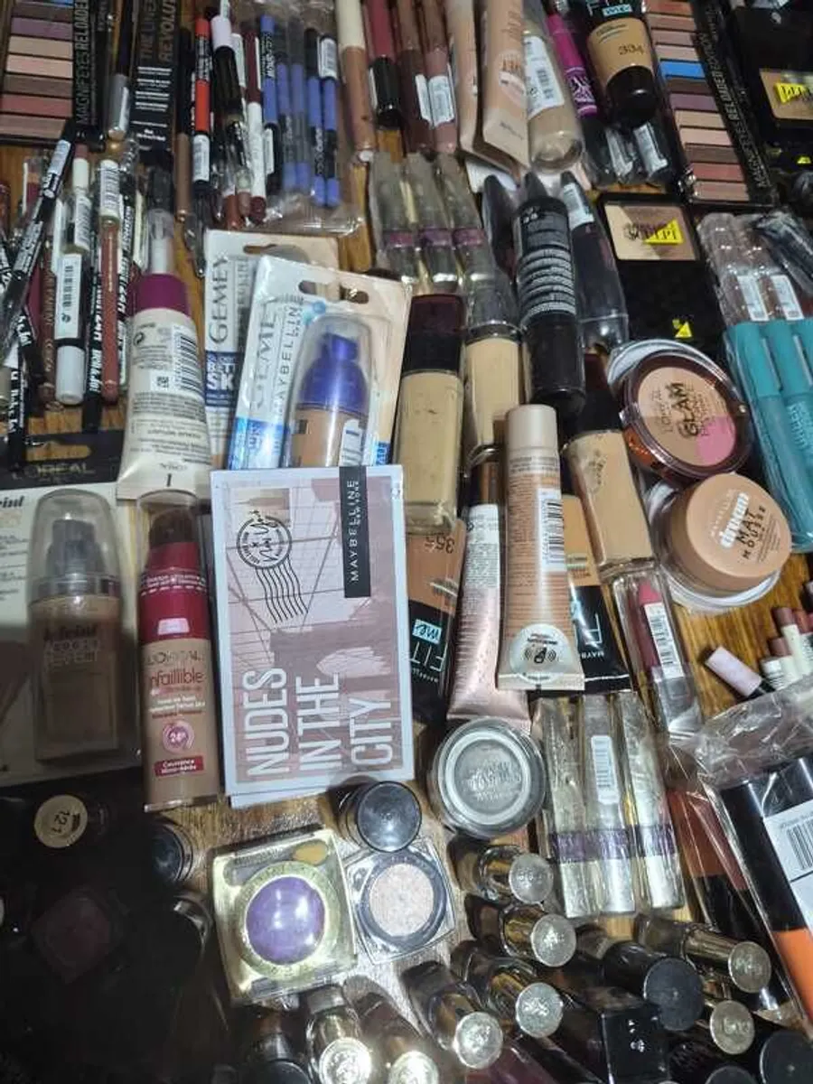 Wholesale Cosmetics Lot: 850 Pieces, Mixed Brands - Image 4