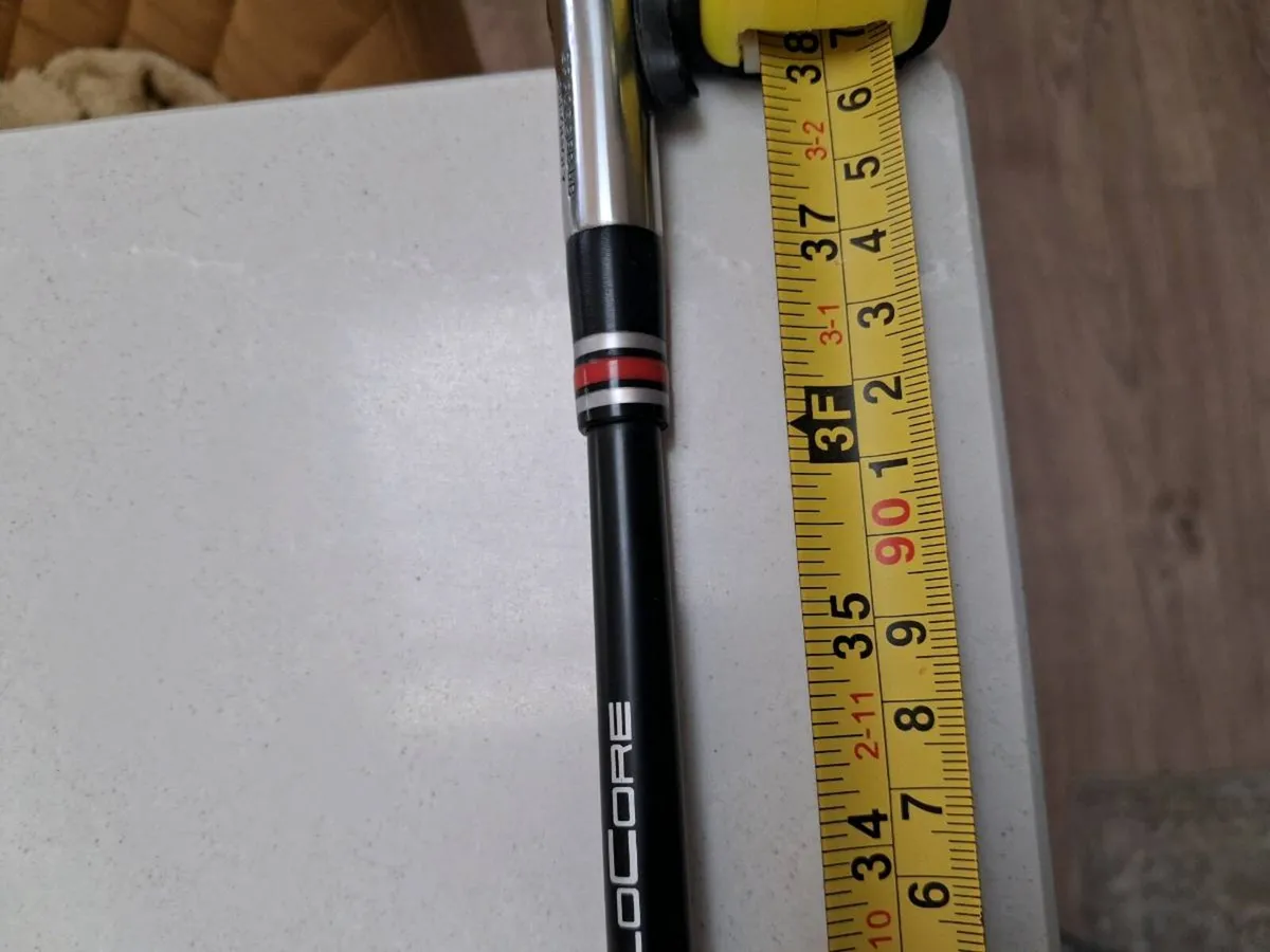 Mizuno Pro 223 4iron Axiom Velocore - Image 2