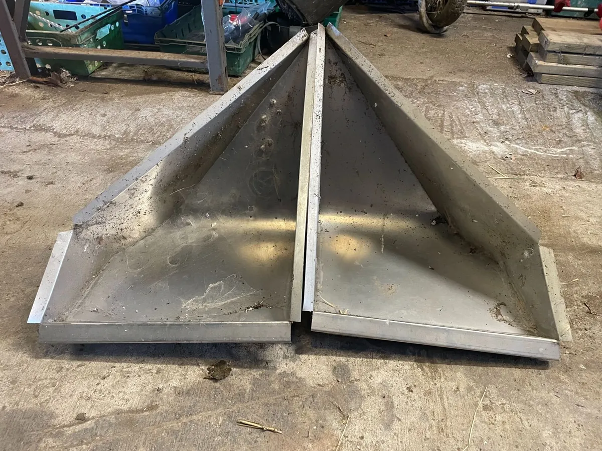 Milking Machines and Parts - Image 2
