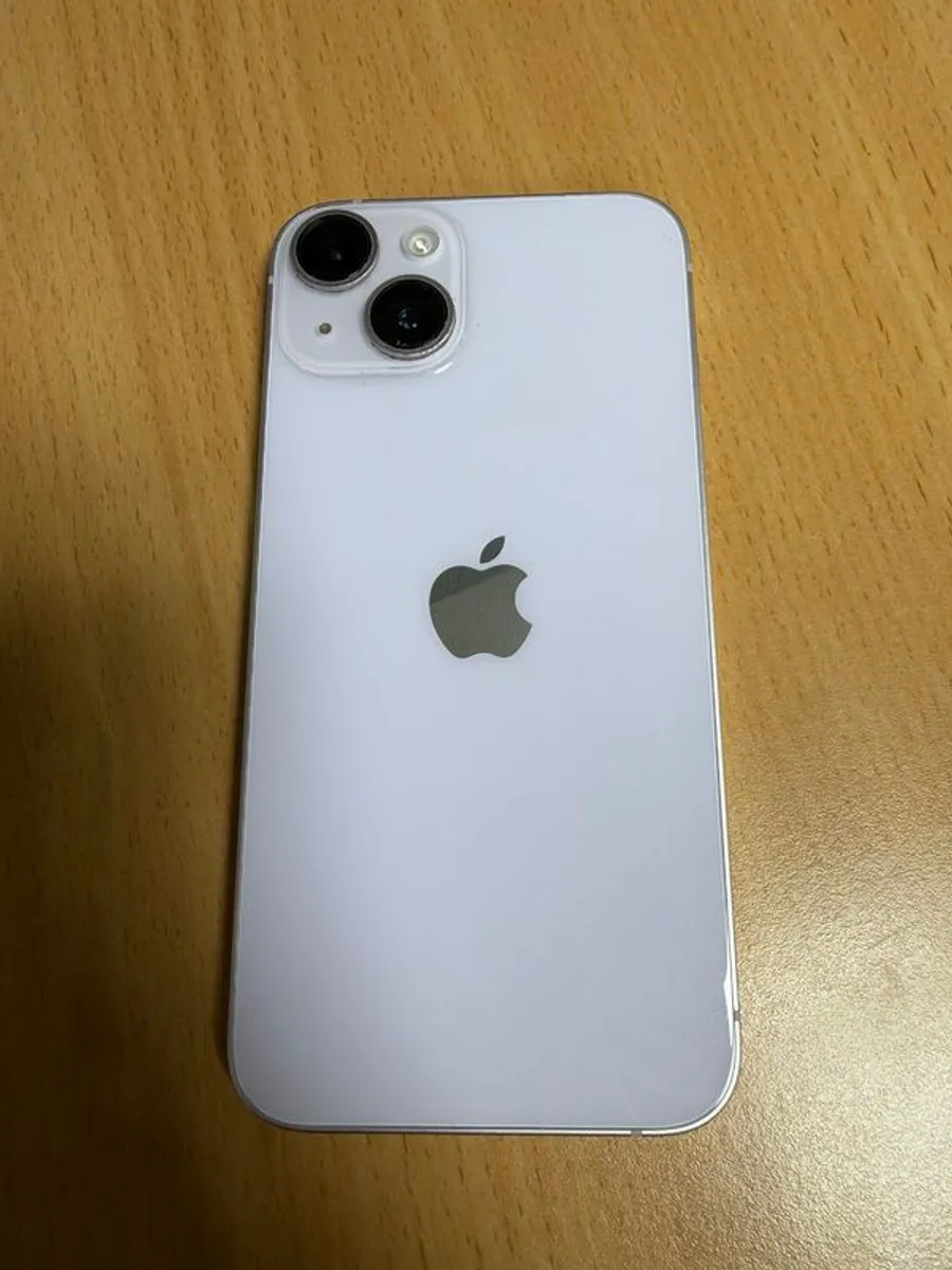 iPhone 14 - Image 2