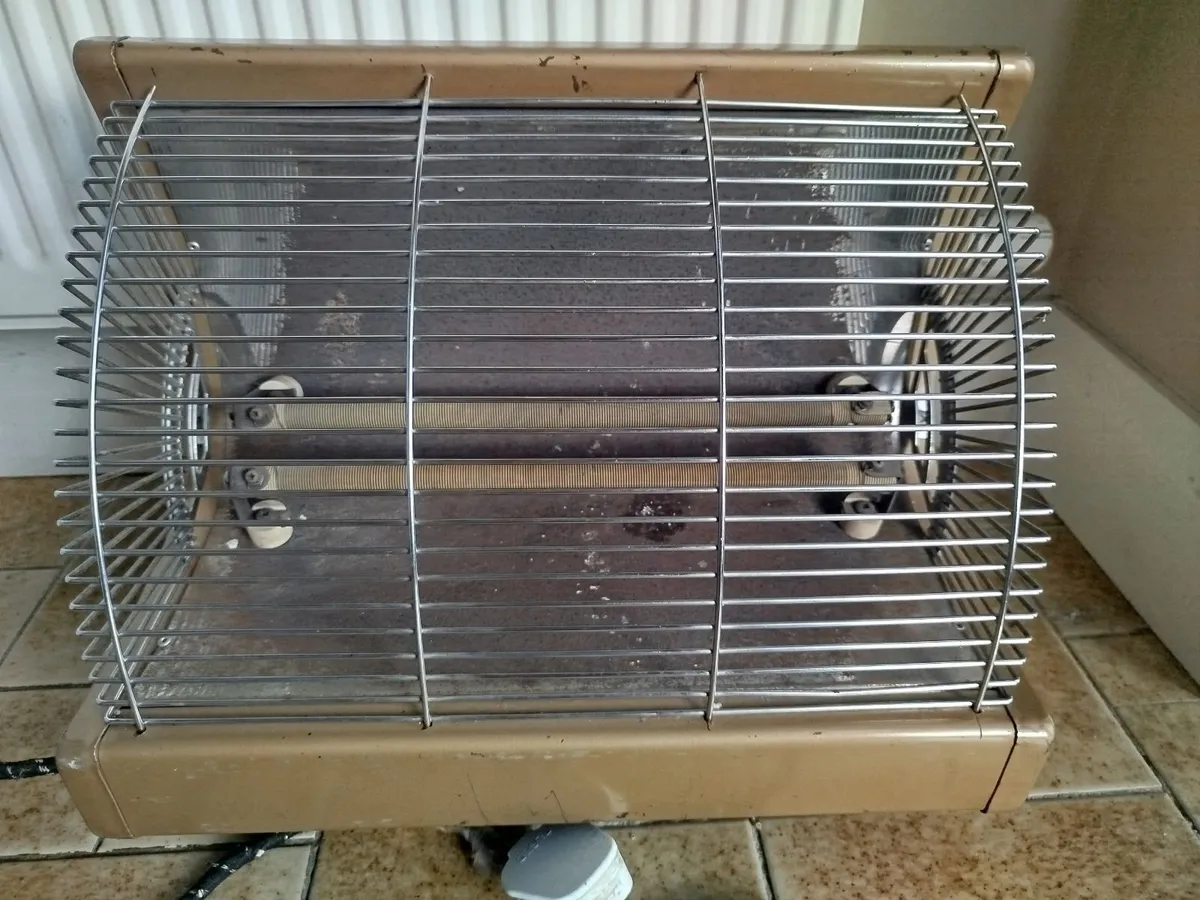 Vintage Retro 2-Bar Electric Heater – Made in Irel - Image 1