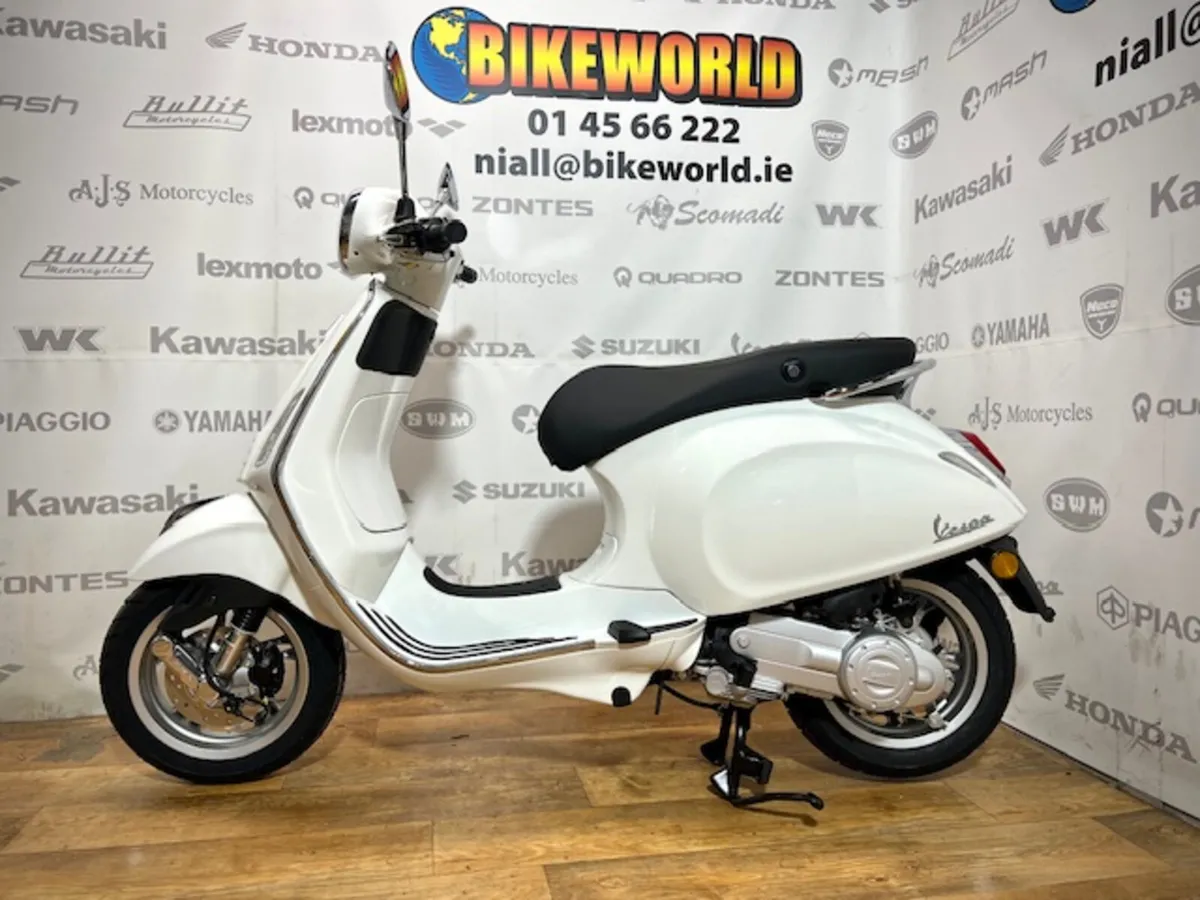 Vespa Primavera 50 - Image 3