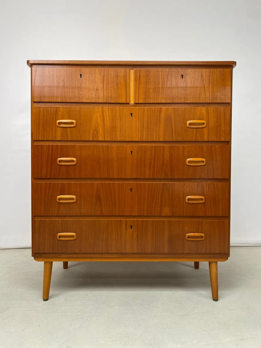 Mid Century Scandi Teak Tallboy Chest of Drawers - Image 1