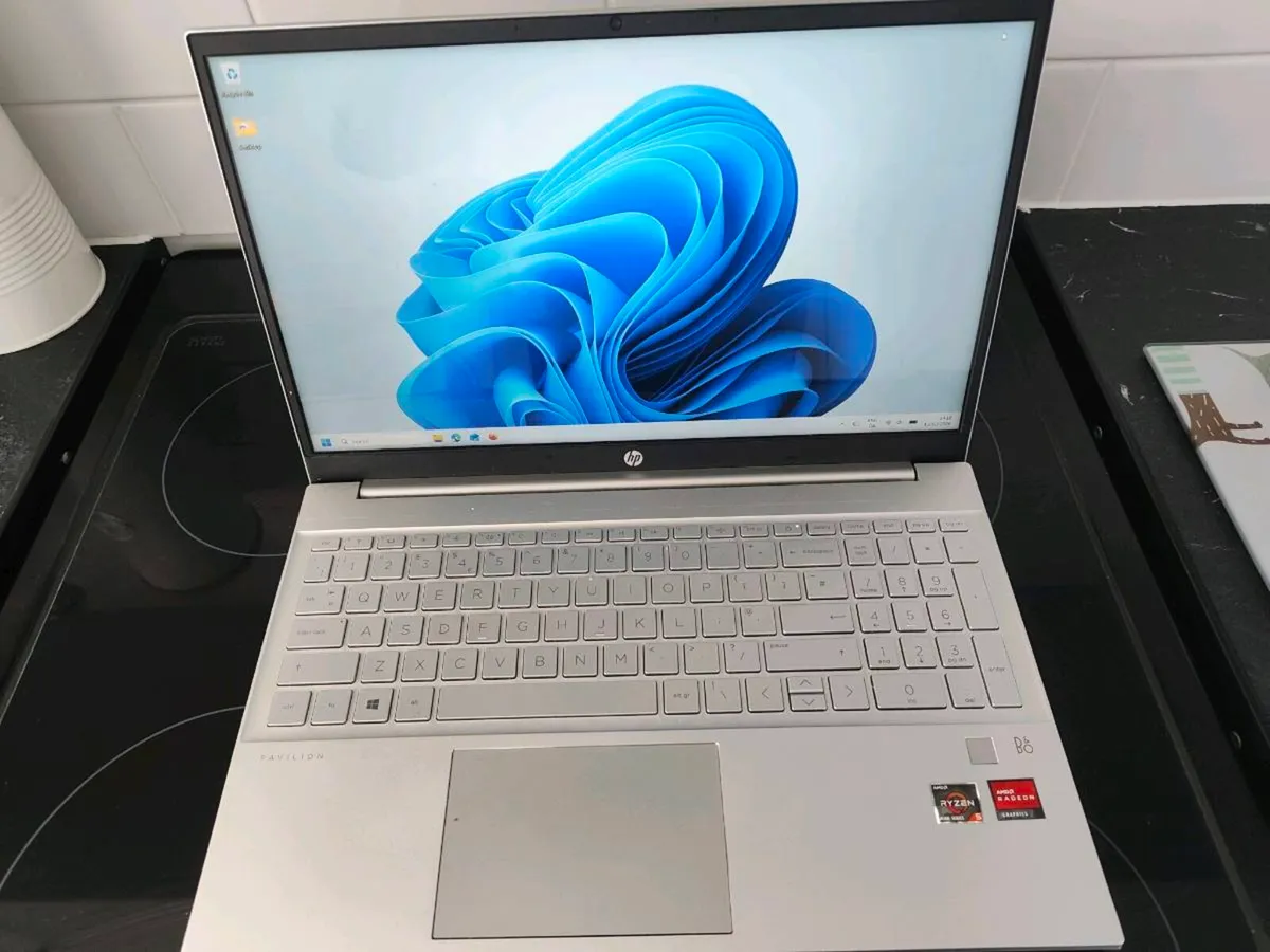 HP Pavilion Laptop - Image 2