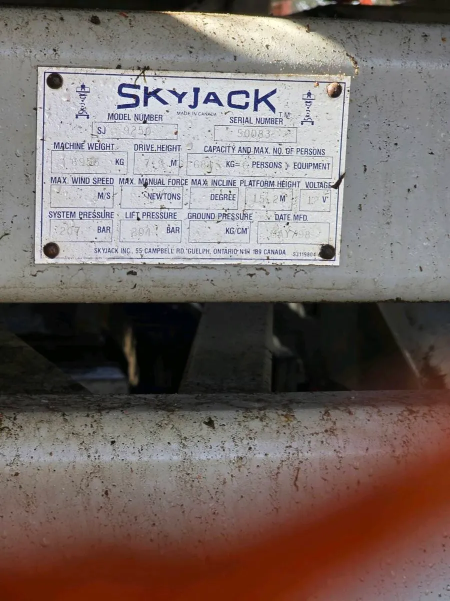 Skyjack SJ9250 scissor lift - Image 4