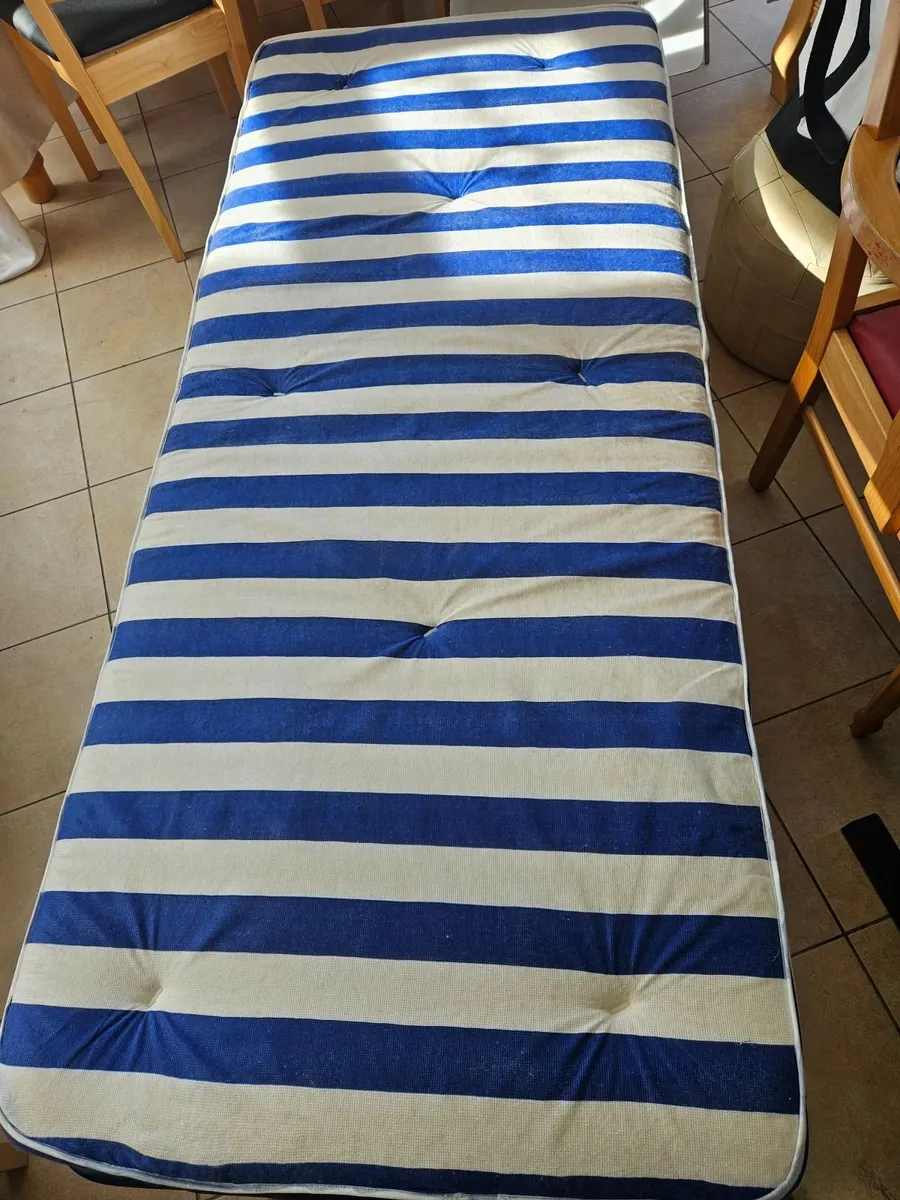 Foldup base and mattress - Image 2