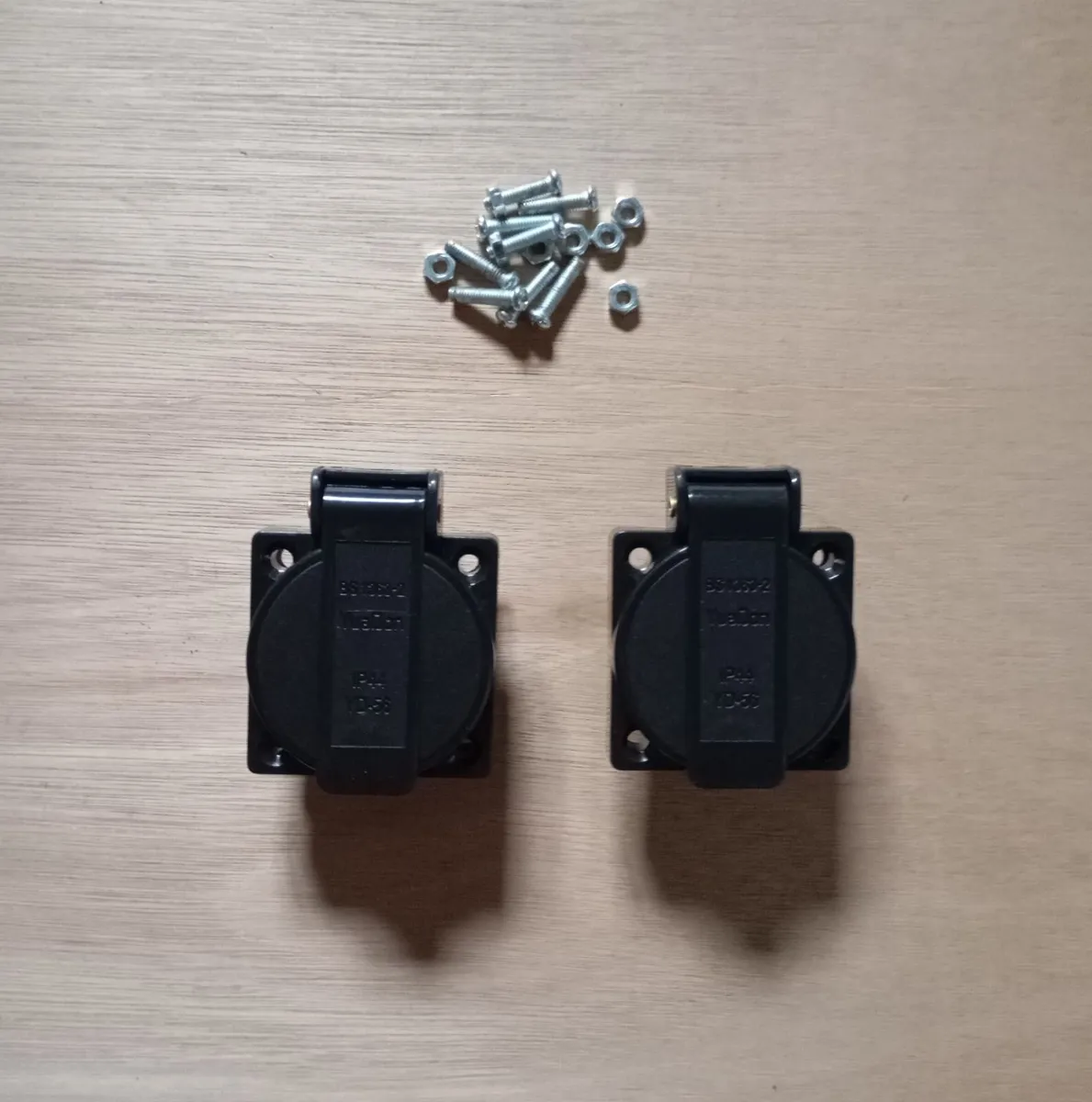Generator 220v Socket's - Image 4
