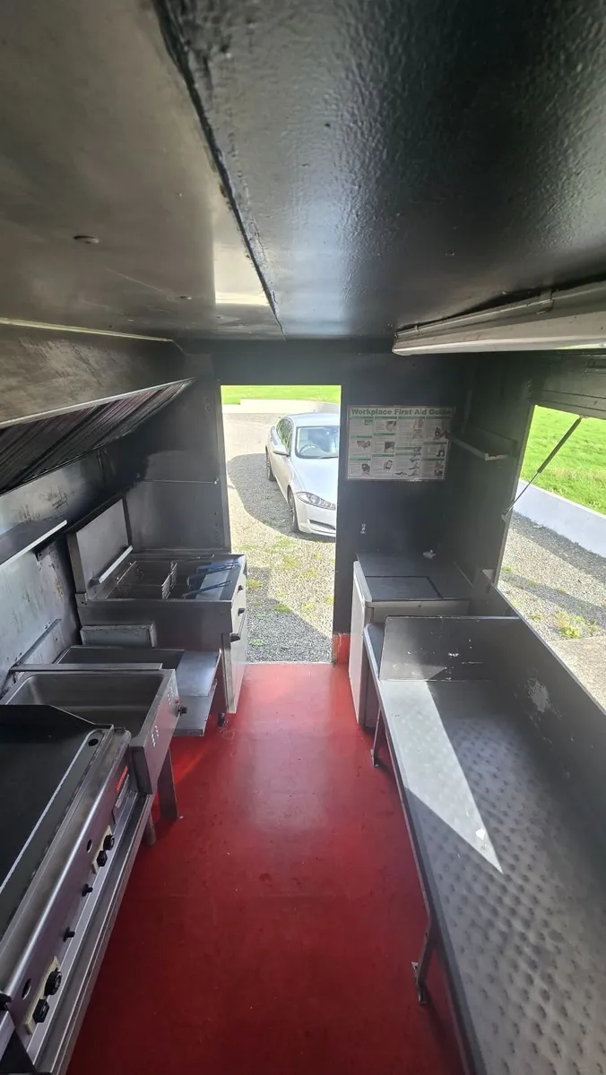 Double Axle Catering Trailer / Food Truck - Image 4
